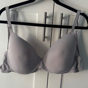 Vince Camuto . Light Gray Women's T-Shirt Bra - Smooth Support.42C